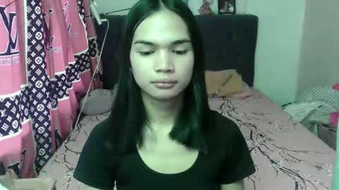 Snapshot of prettykhelcy chatting on 06/02/26, 12:56 prettykhelcy online show from 06/02/26, 12:56