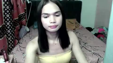Snapshot of prettykhelcy chatting on 06/04/26, 10:54 prettykhelcy online show from 06/04/26, 10:54