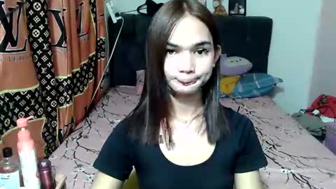 Snapshot of prettykhelcy chatting on 06/16/26, 01:58 prettykhelcy online show from 06/16/26, 01:58