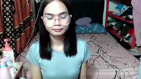 Snapshot of prettykhelcy chatting on 06/22/26, 11:29 prettykhelcy online show from 06/22/26, 11:29
