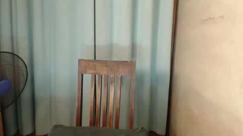 Snapshot of prettylicious_girl chatting on 01/12/26, 02:28 precious online show from 01/12/26, 02:28