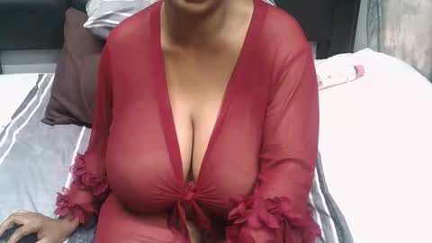 Snapshot of prettylisa97 chatting on 12/14/25, 05:46 prettylisa97 online show from 12/14/25, 05:46