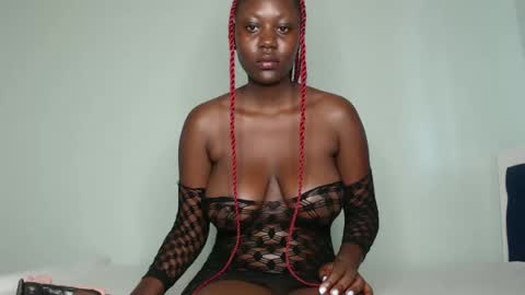 Lizzy online show from 01/06/25, 07:31