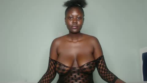 Lizzy online show from 01/14/25, 06:49