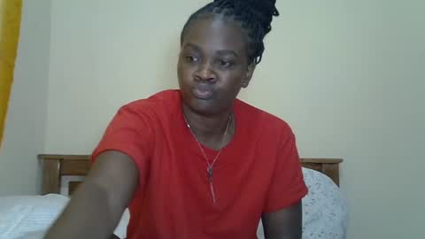 LILIAN online show from 06/17/26, 03:31