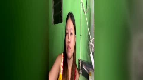 prettymae756493 online show from 06/18/26, 01:48