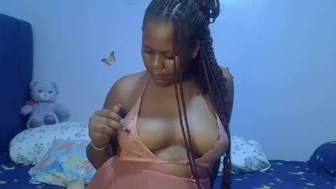 Snapshot of prettymel1 chatting on 03/13/26, 09:43 prettymel1 online show from 03/13/26, 09:43