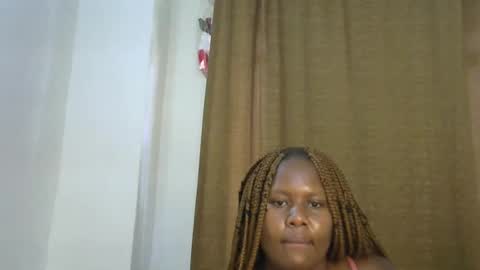 Snapshot of prettymel_ chatting on 03/06/25, 10:52 prettymel_ online show from 03/06/25, 10:52