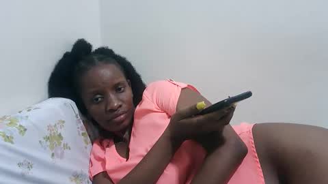 Snapshot of prettynana2 chatting on 01/08/26, 11:51 nana online show from 01/08/26, 11:51