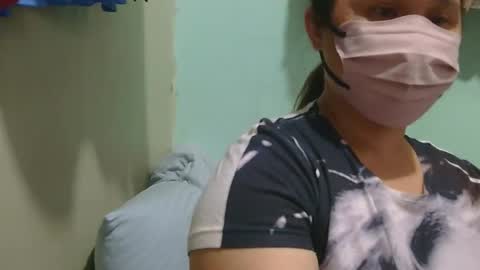 Nhing online show from 10/01/25, 12:33