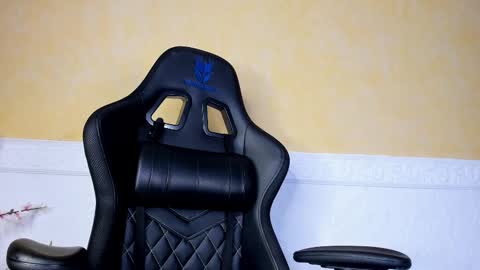 Laura  Onlyfans   40OFF online show from 02/11/25, 07:54