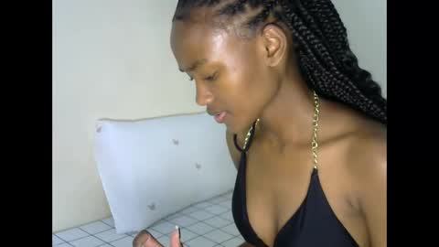 prettyquiny254 online show from 10/01/25, 09:26
