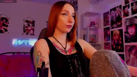 Snapshot of prettyreckess chatting on 12/30/24, 10:53 Mila -NONUDE MODEL online show from 12/30/24, 10:53