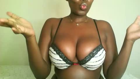 prettyvishy online show from 02/02/26, 02:32