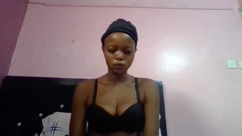 Snapshot of prettywendy21 chatting on 01/12/26, 05:01 prettywendy21 online show from 01/12/26, 05:01