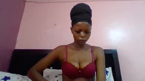 Snapshot of prettywendy21 chatting on 03/18/26, 06:49 prettywendy21 online show from 03/18/26, 06:49