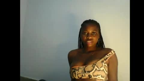 prettyxxpac online show from 06/19/26, 07:17