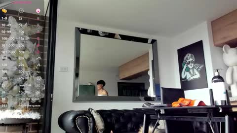 PRETUR online show from 12/15/25, 01:15