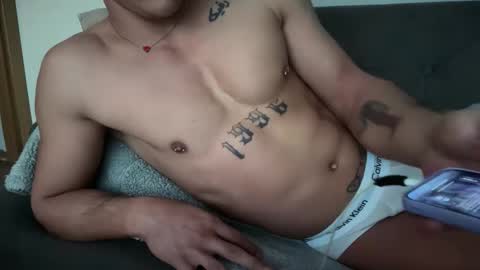 Snapshot of pretwunk chatting on 12/04/25, 06:12 pretwunk online show from 12/04/25, 06:12