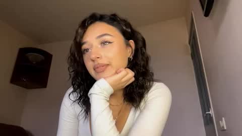 Sofi online show from 12/01/25, 12:21