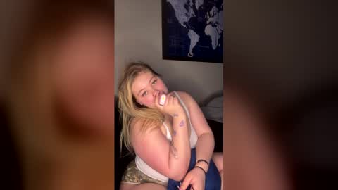 Snapshot of prin2pretty chatting on 04/07/26, 03:51 prin2pretty online show from 04/07/26, 03:51