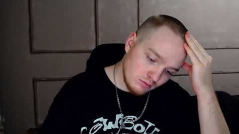 Snapshot of princ4real chatting on 12/04/24, 03:32 prince online show from 12/04/24, 03:32