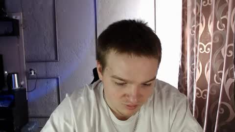 Snapshot of princ4real chatting on 03/11/25, 06:32 prince online show from 03/11/25, 06:32