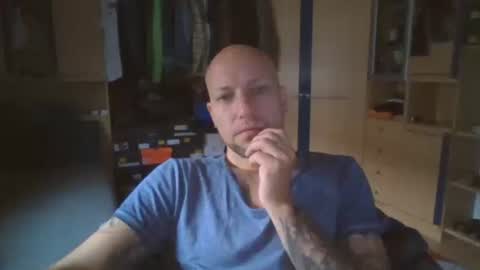 Snapshot of prince__13 chatting on 10/14/25, 08:15 Don online show from 10/14/25, 08:15