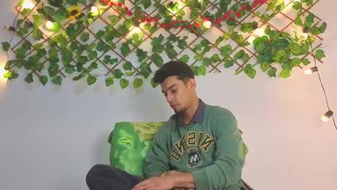 prince_arthur77 online show from 03/08/26, 04:16