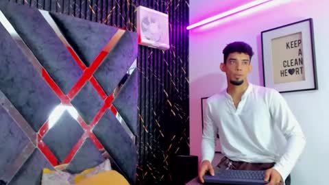 prince_arthur77 online show from 06/11/26, 01:53