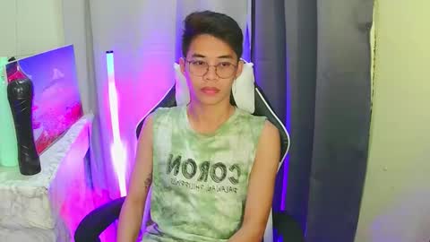 Snapshot of prince_harrison chatting on 11/05/25, 10:59 prince_harrison online show from 11/05/25, 10:59