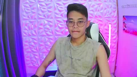 Snapshot of prince_harrison chatting on 11/10/25, 04:33 prince_harrison online show from 11/10/25, 04:33