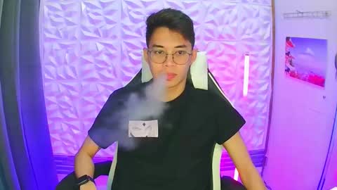 Snapshot of prince_harrison chatting on 11/20/25, 05:01 prince_harrison online show from 11/20/25, 05:01