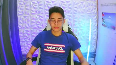 Snapshot of prince_harrison chatting on 11/26/25, 06:20 prince_harrison online show from 11/26/25, 06:20