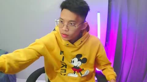 Snapshot of prince_harrison chatting on 02/18/26, 04:47 prince_harrison online show from 02/18/26, 04:47