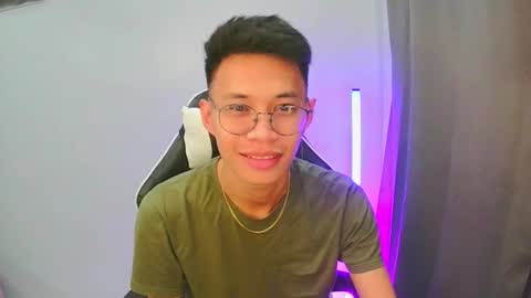 Snapshot of prince_harrison chatting on 02/22/26, 06:28 prince_harrison online show from 02/22/26, 06:28