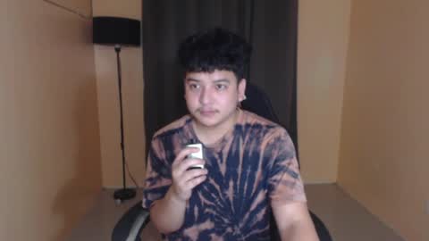 Snapshot of prince_killian chatting on 04/27/26, 08:07 Killian online show from 04/27/26, 08:07