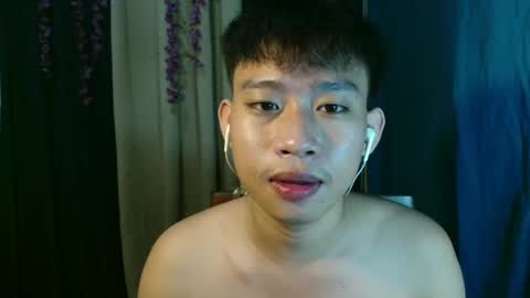 Snapshot of prince_valx chatting on 01/20/25, 03:28 prince_valx online show from 01/20/25, 03:28
