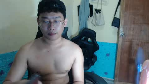 Snapshot of prince_valx chatting on 06/13/26, 12:52 prince_valx online show from 06/13/26, 12:52