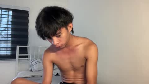 Snapshot of princecharlotte chatting on 02/22/26, 04:02 Charls online show from 02/22/26, 04:02