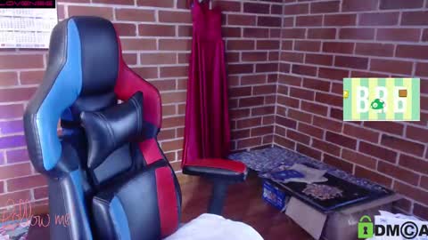 Snapshot of princesa_leia_zathur chatting on 02/19/25, 12:55 Leia online show from 02/19/25, 12:55