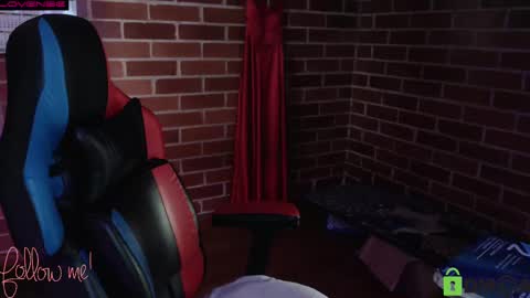 Snapshot of princesa_leia_zathur chatting on 02/22/25, 09:15 Leia online show from 02/22/25, 09:15