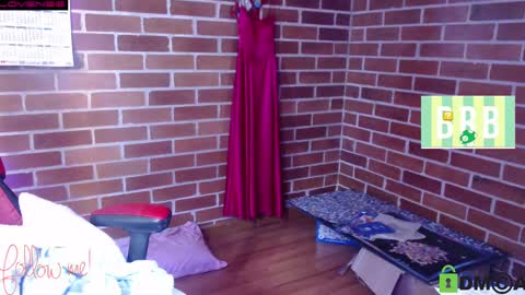 Snapshot of princesa_leia_zathur chatting on 02/26/25, 01:08 Leia online show from 02/26/25, 01:08