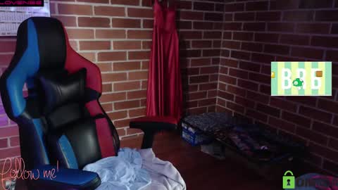 Snapshot of princesa_leia_zathur chatting on 03/04/25, 04:52 Leia online show from 03/04/25, 04:52