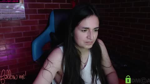 Snapshot of princesa_leia_zathur chatting on 03/11/25, 01:48 Leia online show from 03/11/25, 01:48