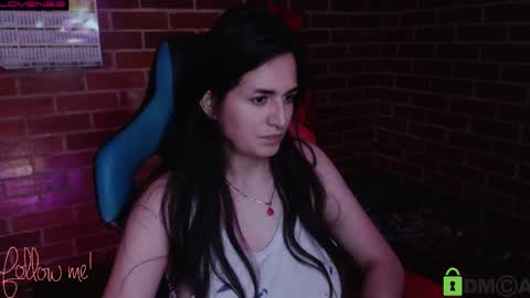 Snapshot of princesa_leia_zathur chatting on 03/11/25, 10:31 Leia online show from 03/11/25, 10:31