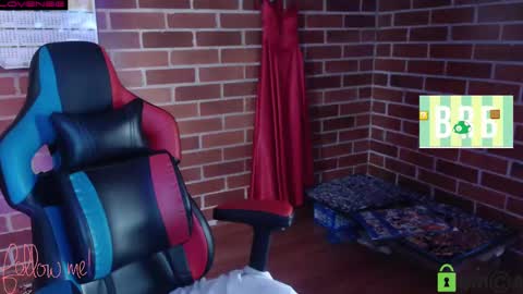 Snapshot of princesa_leia_zathur chatting on 03/12/25, 01:30 Leia online show from 03/12/25, 01:30