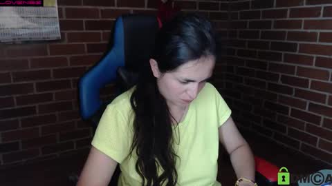 Snapshot of princesa_leia_zathur chatting on 09/12/25, 07:30 Leia online show from 09/12/25, 07:30