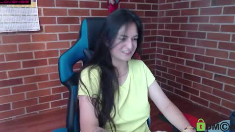 Snapshot of princesa_leia_zathur chatting on 09/13/25, 12:38 Leia online show from 09/13/25, 12:38