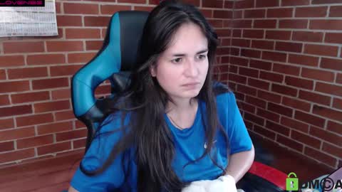 Snapshot of princesa_leia_zathur chatting on 09/17/25, 08:21 Leia online show from 09/17/25, 08:21